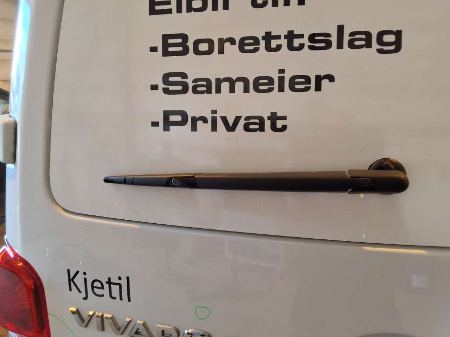 Viskerarm bakrute til Opel Vivaro C 2020-->> (OPEL|)