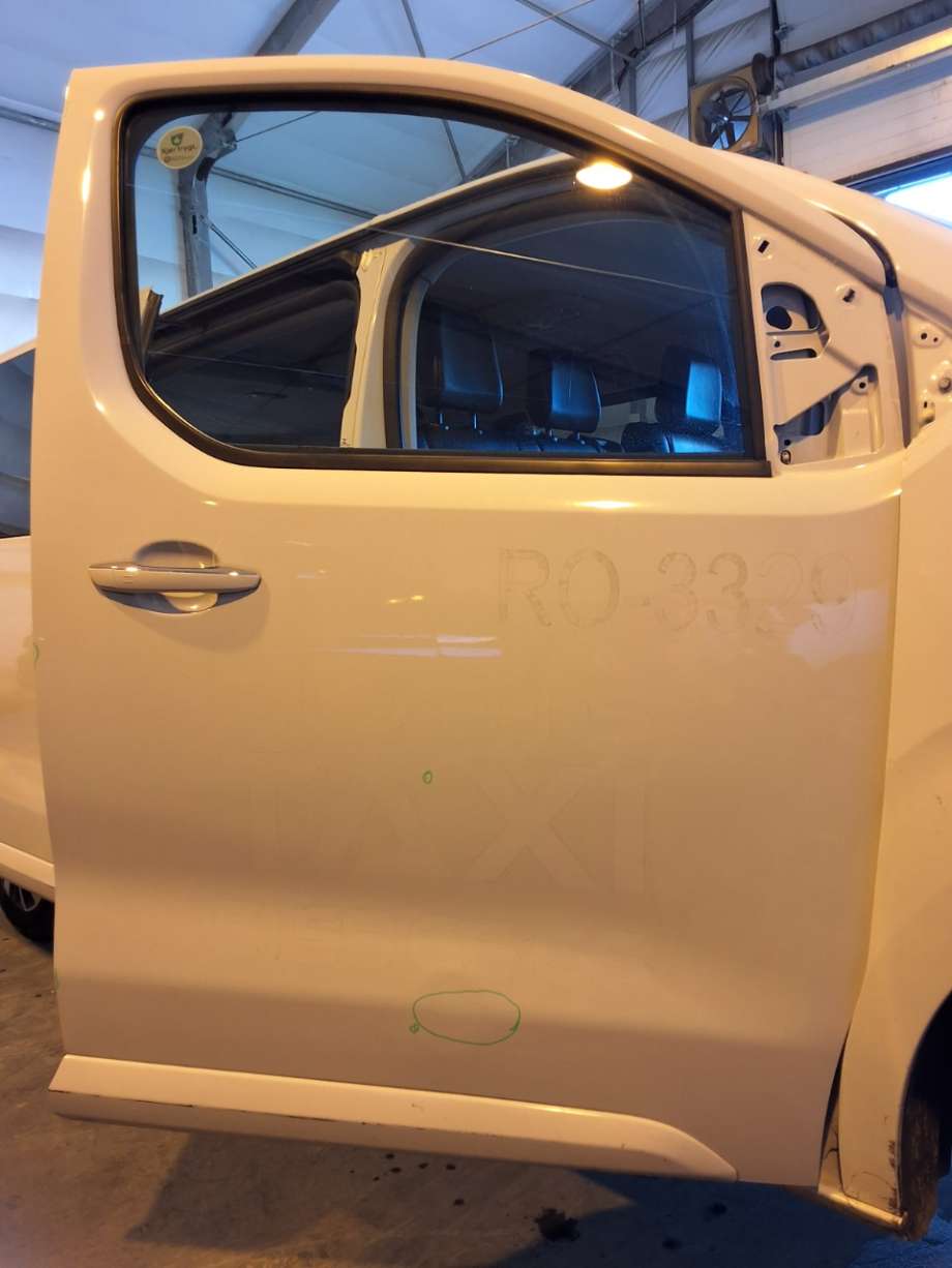 Dør høyre foran til Toyota Proace, 2016-->> (Type II)  (TOYOTA|)