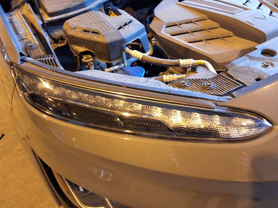 Frontlykt høyre halogen til Hyundai Kona 2021-2023 (Type I, Fase 2) (HYUNDAI|)