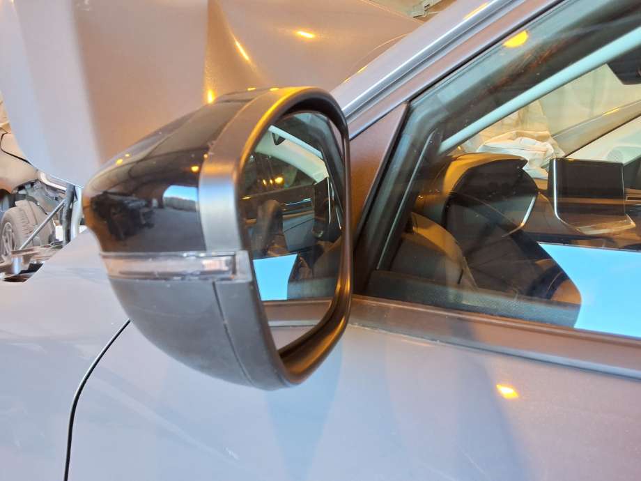 Speil venstre til Peugeot 208 2019-->> (Type II)  (PEUGEOT|)