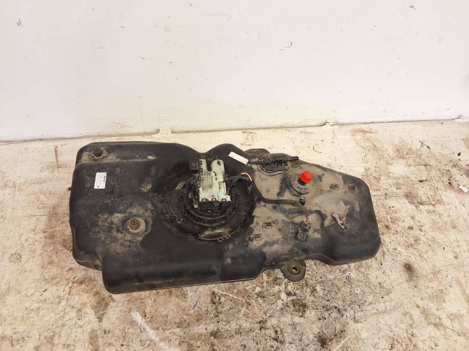 AdBlue tank til Mercedes ML 2011-2015 (Fase 1) (W166) (W166) (MERCEDES|A 166 470 60 01|A 166 470 37 01|)