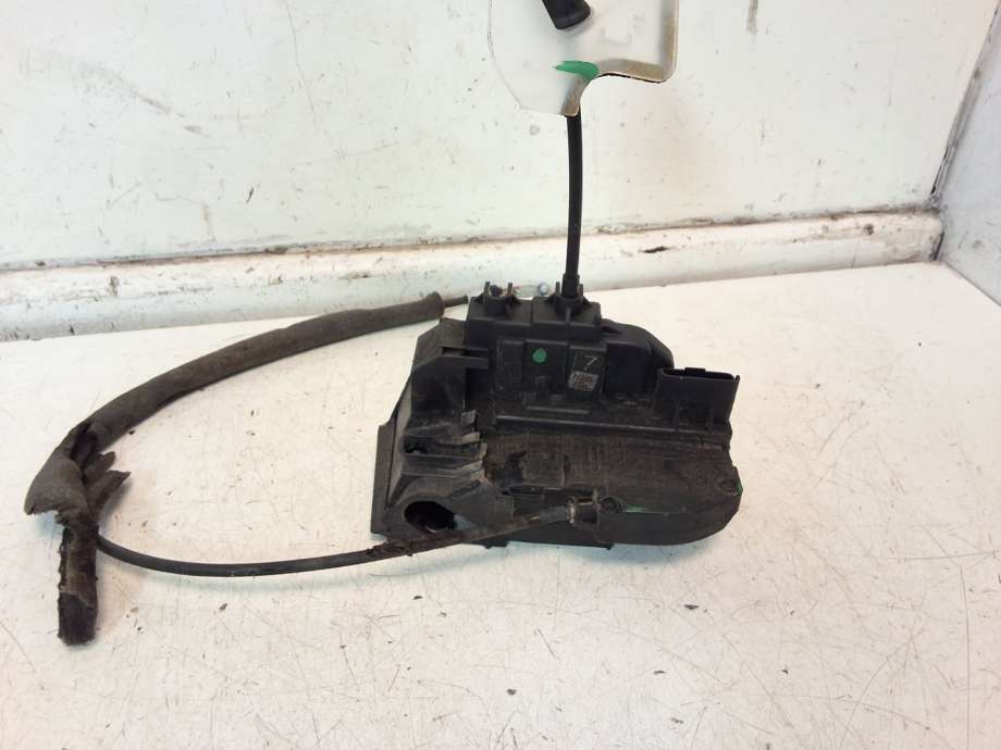 Låsekasse høyre foran til Nissan Qashqai 2010-2014 (Type I, Fase 2) (NISSAN|80500EY11D|)