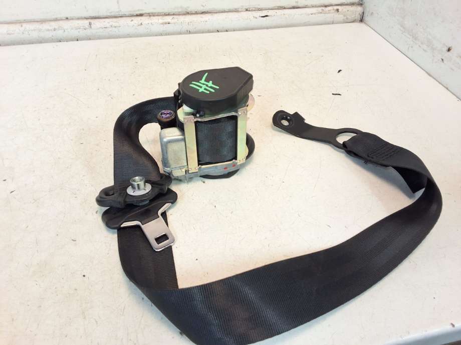 Sikkerhetsbelte foran høyre til Nissan Qashqai 2010-2014 (Type I, Fase 2)  (NISSAN|86884JD00A|86884BR00B|)