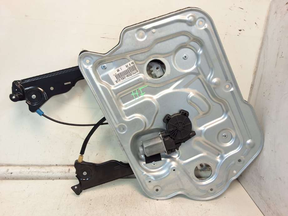 Ruteheis høyre foran til Nissan Qashqai 2010-2014 (Type I, Fase 2) (NISSAN|80770JD00A|)