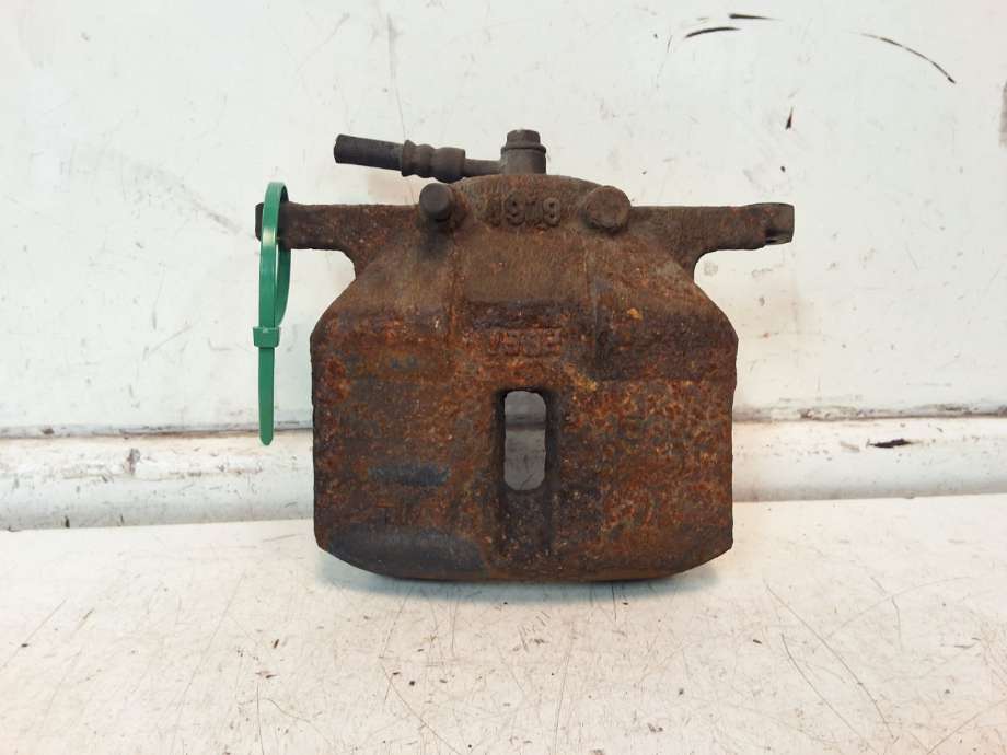 Bremsecaliper høyre foran til Nissan Qashqai 2010-2014 (Type I, Fase 2)  (NISSAN|41001JD00A|)