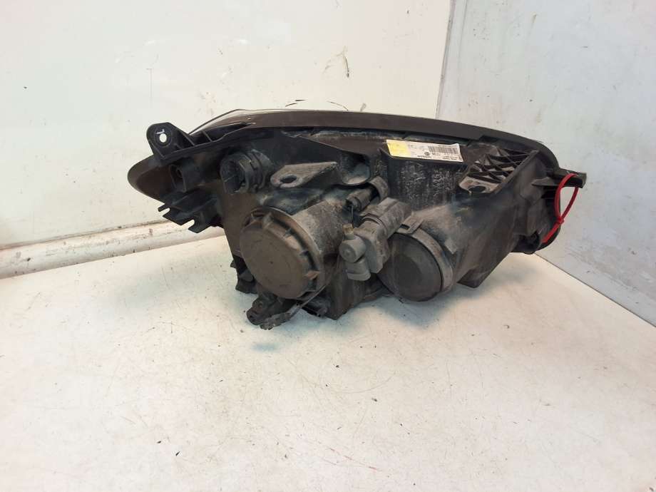 Frontlykt venstre halogen til Nissan Qashqai 2010-2014 (Type I, Fase 2)  (NISSAN|26060BR00B|)