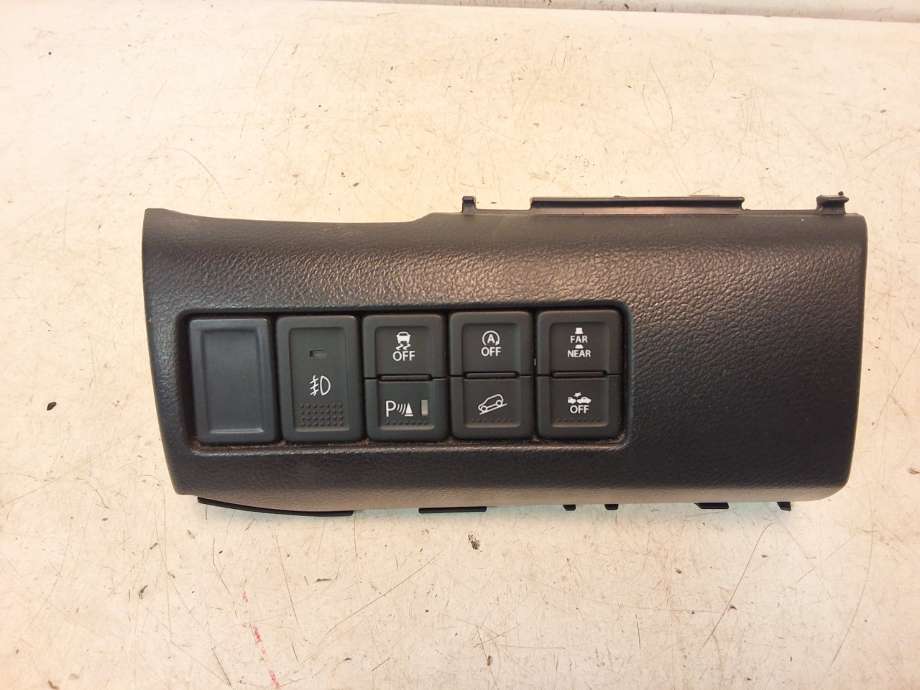 Bryter diverse til Suzuki Vitara, 2015-->> (Type IV)  (SUZUKI|37585-61M90-000)