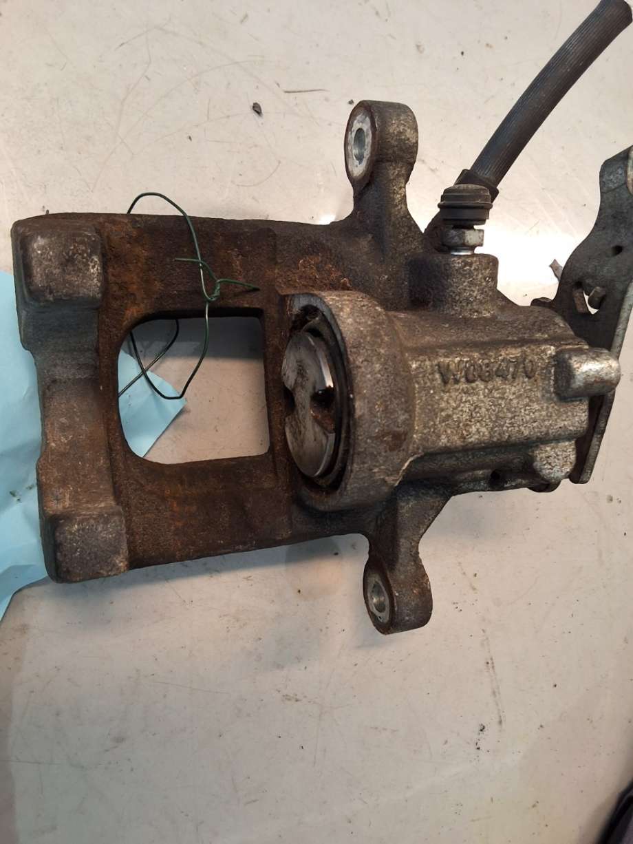 Bremsecaliper venstre bak til VW Touran 2007-2010 (Type I, Fase 2)  (VOLKSWAGEN|5K0 615 423|)