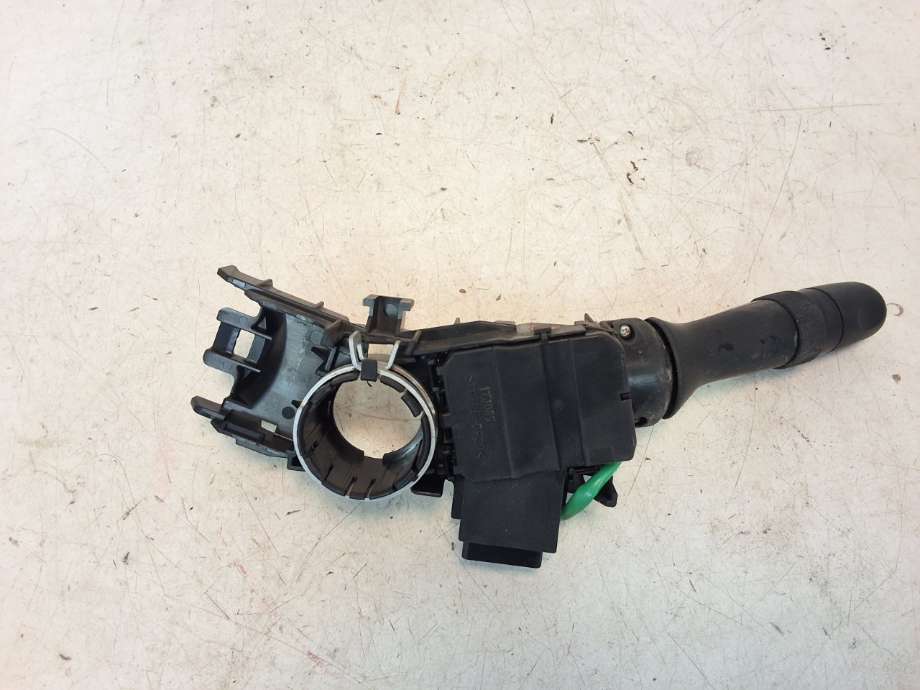 Bryter blink til Toyota Aygo 2014-->> (Type II)  (TOYOTA|8414042111|841400H080|)