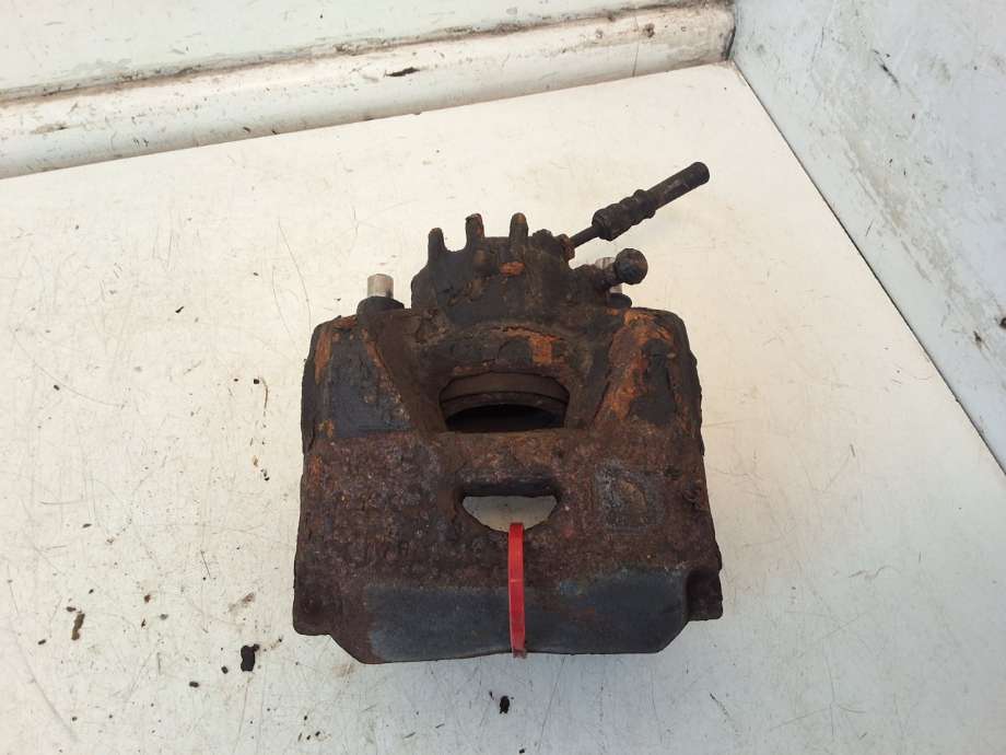 Bremsecaliper venstre foran til Citroën DS5 2012-2017 (CITROEN|4400 V7|)