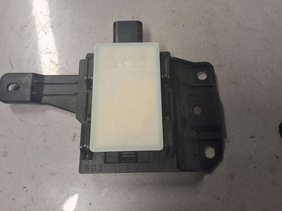 Sensor radar til Kia Niro EV 2022-->> (KIA||99140-AT000)