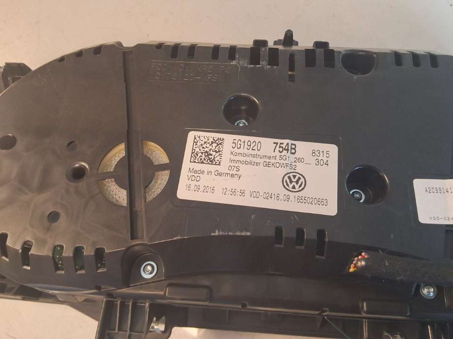 Speedometer til VW e-Golf 2014-2017 (Fase 1)  (VOLKSWAGEN|5G1 920 754 B|)