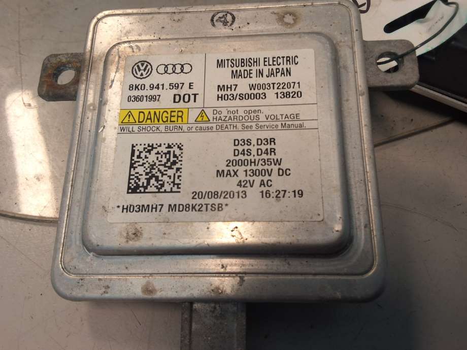 Styreenhet xenon/ballast til Audi A4 2007-2014 (Type IV) (B8) (B8) (AUDI|4G0 907 697 D|)
