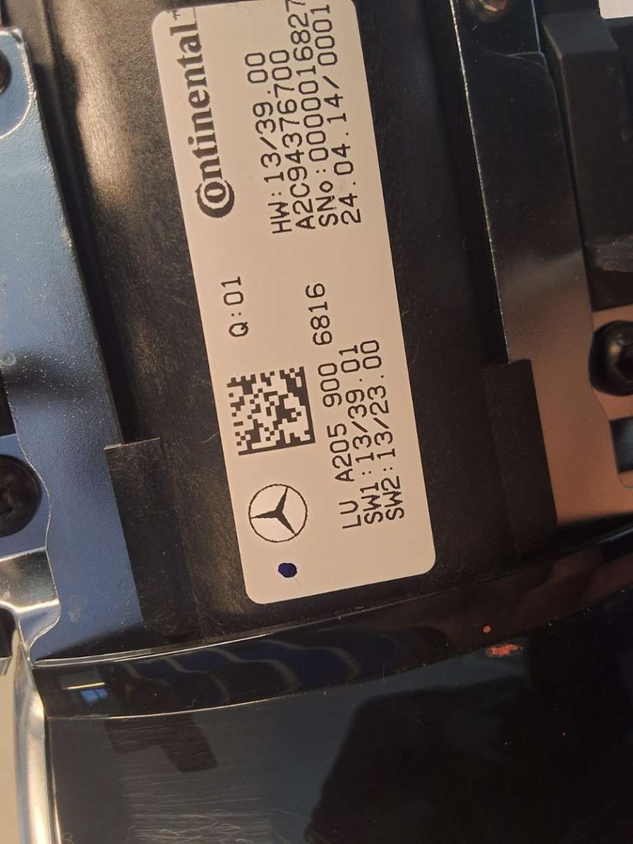 Bilstereo diverse til Mercedes C-Klasse 2014-2018 (Fase 1) (W205) (W205) (MERCEDES|A 205 900 68 16|A 205 900 90 14|)