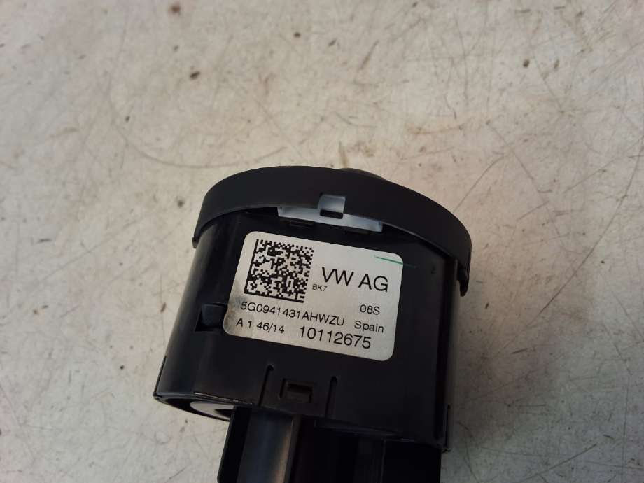 Bryter lys til VW Polo 2014-2017 (Type V, Fase 2) (VOLKSWAGEN|)