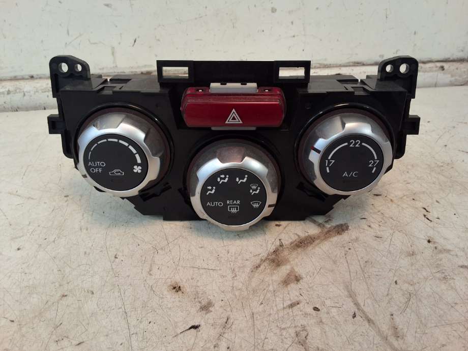 Varmeapparat betjening til Subaru Forester 2008-2013 (Type III) (SUBARU|72311SC030|)