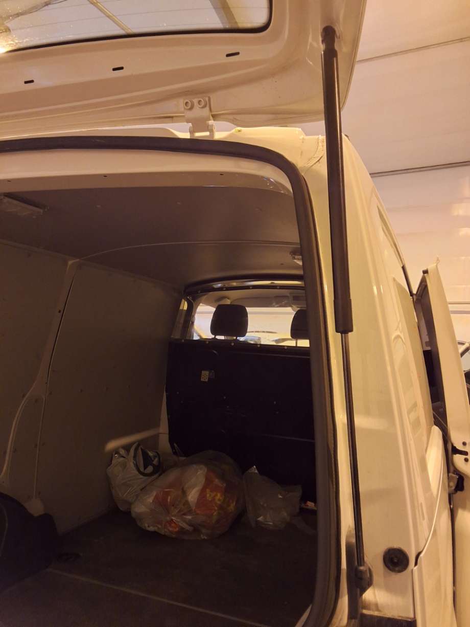 Baklukedemper til VW Transporter / Caravelle, 2015-2019 (T6) (T6) (VOLKSWAGEN|7E0 827 550 B)
