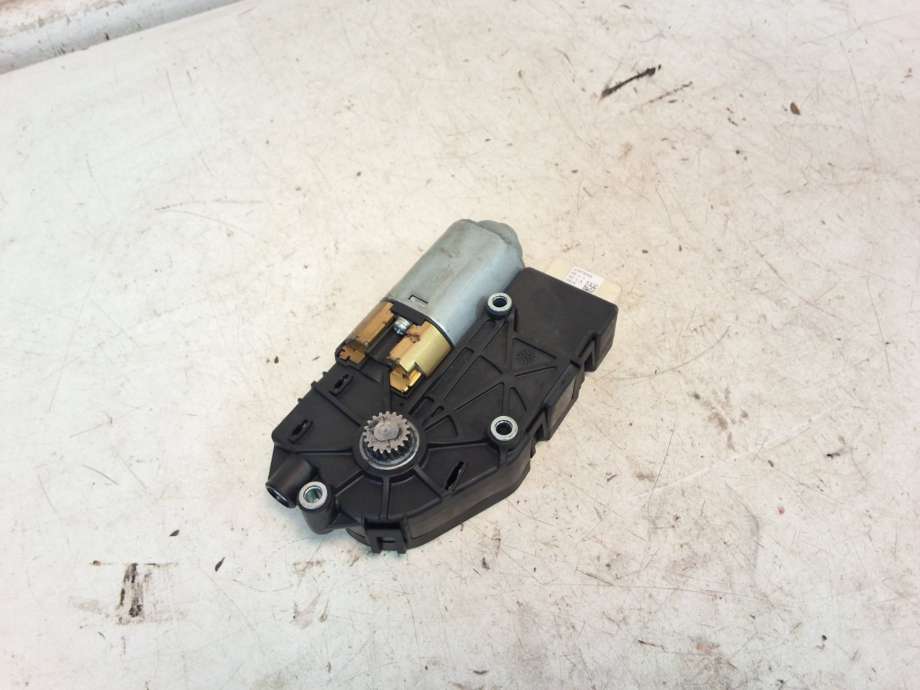 Takluke motor til Mercedes ML 2011-2015 (Fase 1) (W166) (W166) (MERCEDES|A 166 820 01 08 64|A 166 820 01 08|)