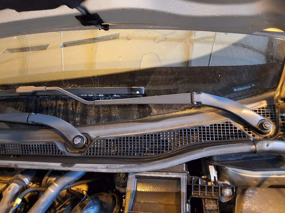 Viskerarmer frontrute til Renault Captur, 2013-2020 (Type I)  (RENAULT|)