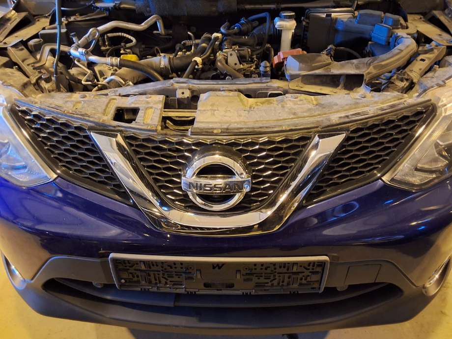 Grill til Nissan Qashqai 2014-2021 (Type II) (NISSAN|)