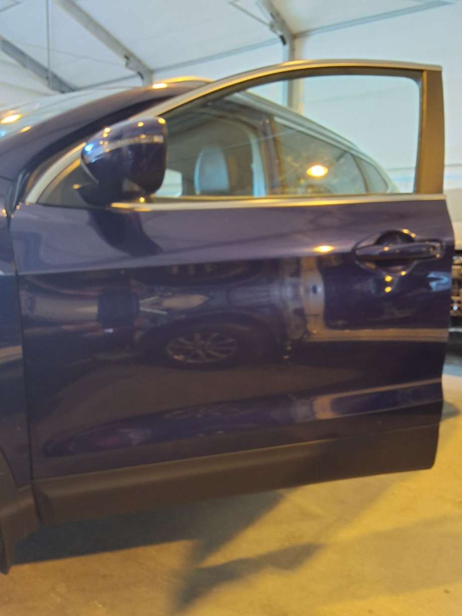 Dør venstre foran til Nissan Qashqai 2014-2021 (Type II) (NISSAN|)