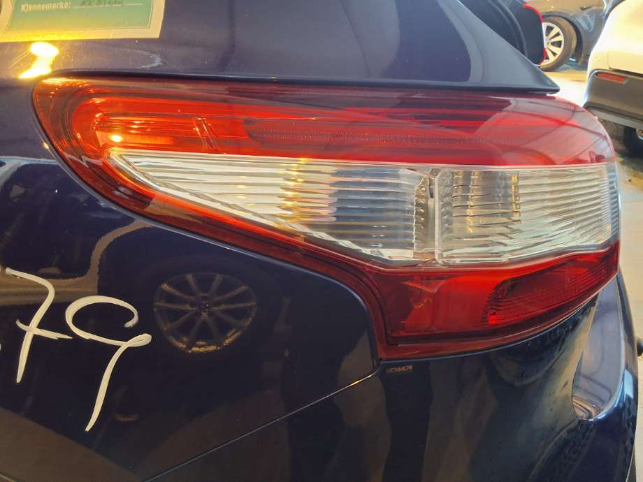 Baklykt venstre til Nissan Qashqai 2014-2021 (Type II) (NISSAN|)