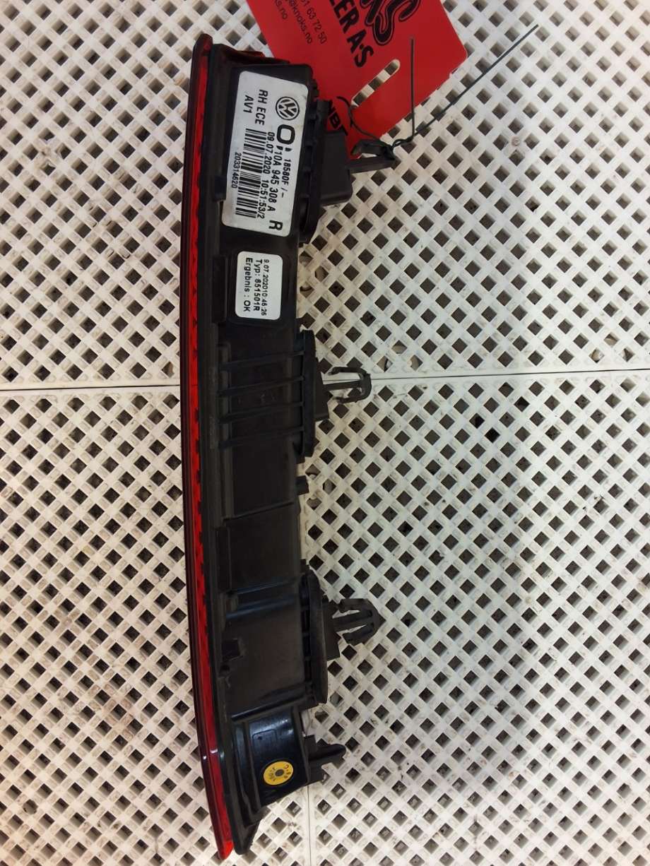 Baklykt høyre indre til VW ID.3 2020-->>  (VOLKSWAGEN|10A 945 307 A|10A 945 307 B|)