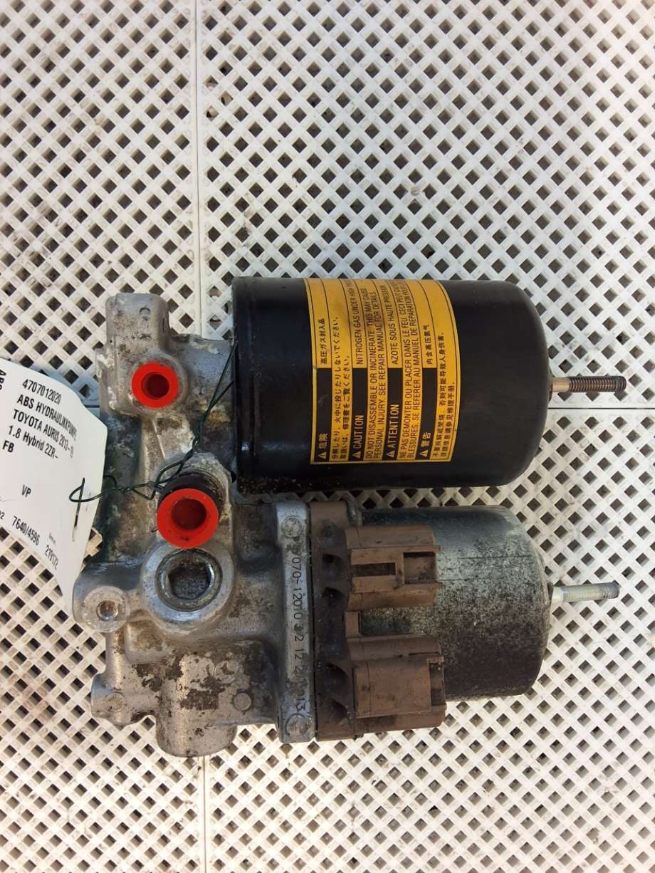 ABS sentral til Toyota Auris, 2013-2015 (Type II, Fase 1)  (TOYOTA|4707012020)