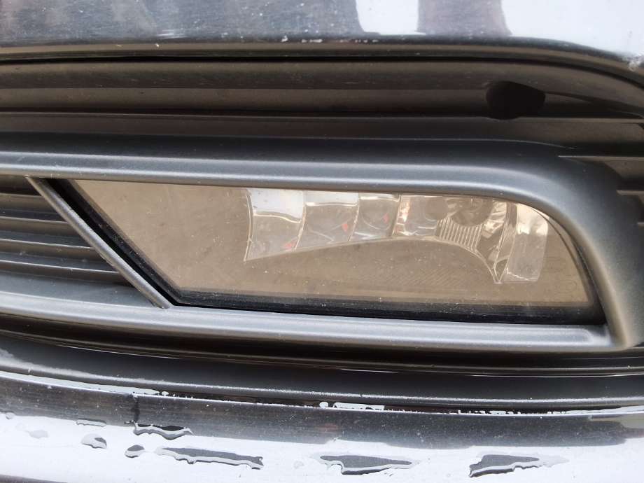 Tåkelykt venstre foran til Audi A4 2007-2014 (Type IV) (B8) (B8) (AUDI|8K0 941 699 B|8K0 941 699 F|)