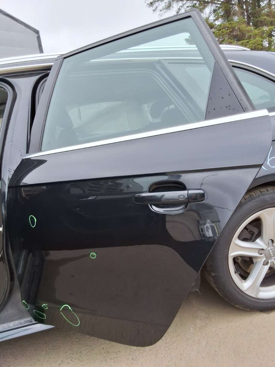 Dør venstre bak til Audi A4 2007-2014 (Type IV) (B8) (B8) (AUDI|)