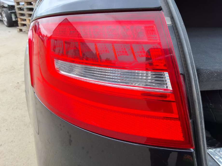 Baklykt venstre til Audi A4 2007-2014 (Type IV) (B8) (B8) (AUDI|)