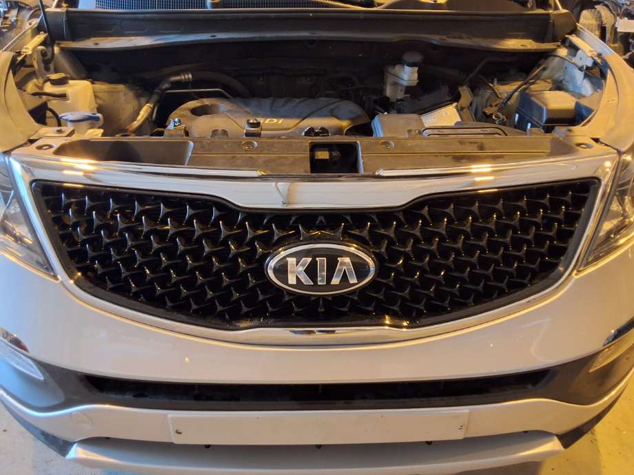 Grill til Kia Sportage, 2010-2016 (Type III)  (KIA|)