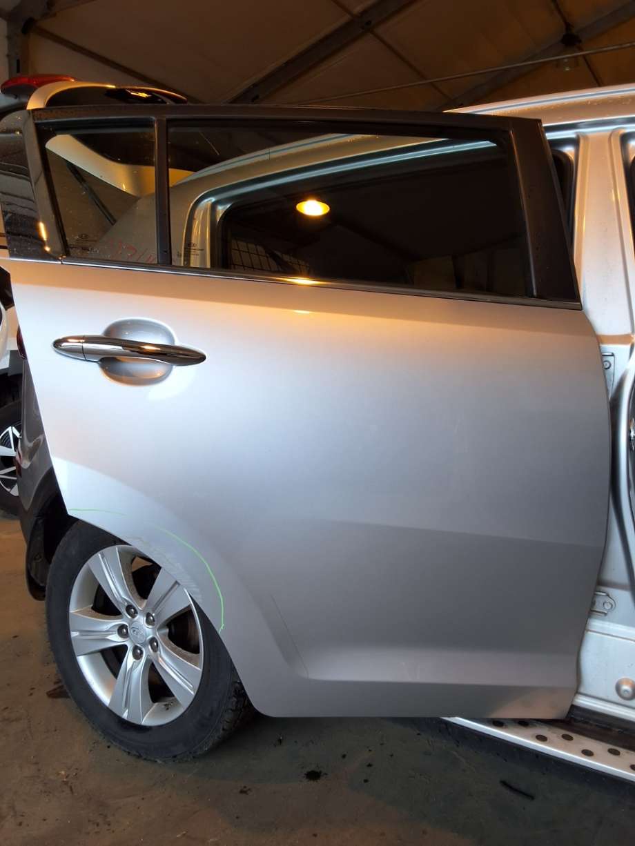 Dør høyre bak til Kia Sportage, 2010-2016 (Type III)  (KIA|)