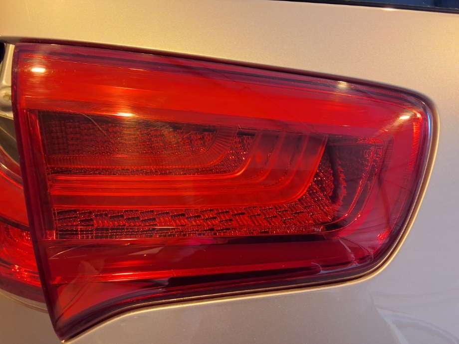 Baklykt venstre indre til Kia Sportage, 2010-2016 (Type III)  (KIA|)