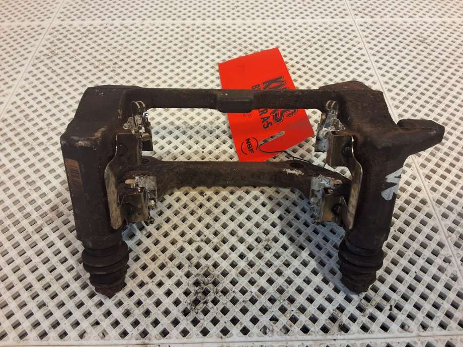 Bremsecaliper brakett til Audi A4 2007-2014 (Type IV) (B8) (B8) (AUDI|8K0 615 425 C|)