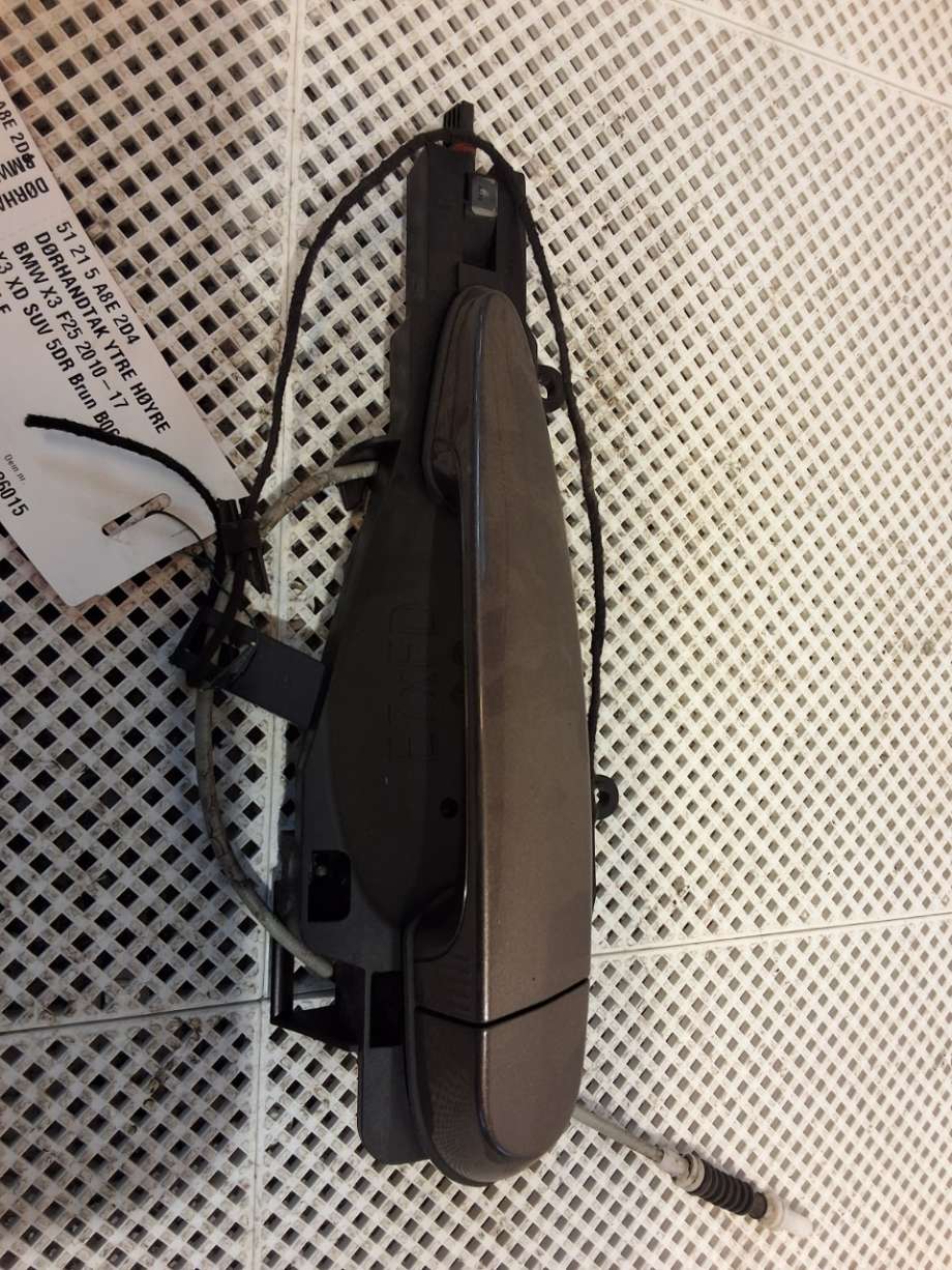 Dørhåndtak utv høyre foran til BMW X3 2010-2017 (F25) (F25) (BMW|51 21 5 A8E 2D4|)