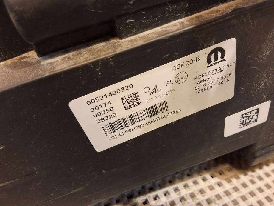 Frontlykt venstre halogen til Fiat 500 2021-->>  (FIAT|52140032|)