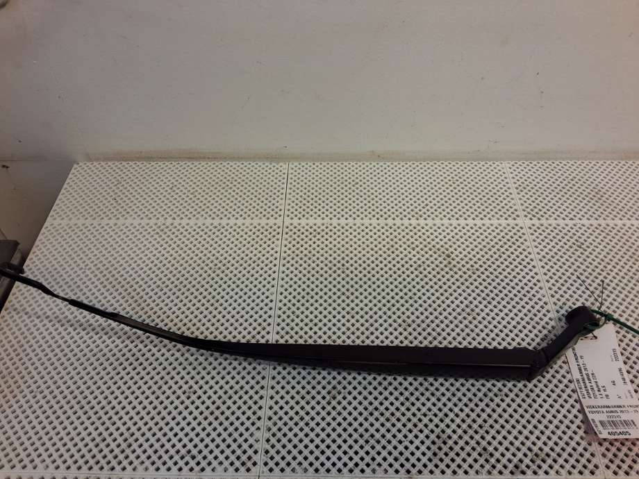 Viskerarmer frontrute til Toyota Auris, 2015-2019 (Type II, Fase 2) (TOYOTA|8521102300)