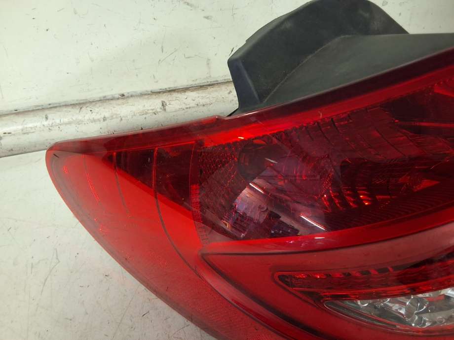 Baklykt venstre til Mercedes B-Klasse 2011-2018 (W246) (W246) (MERCEDES|A 246 820 05 64|)