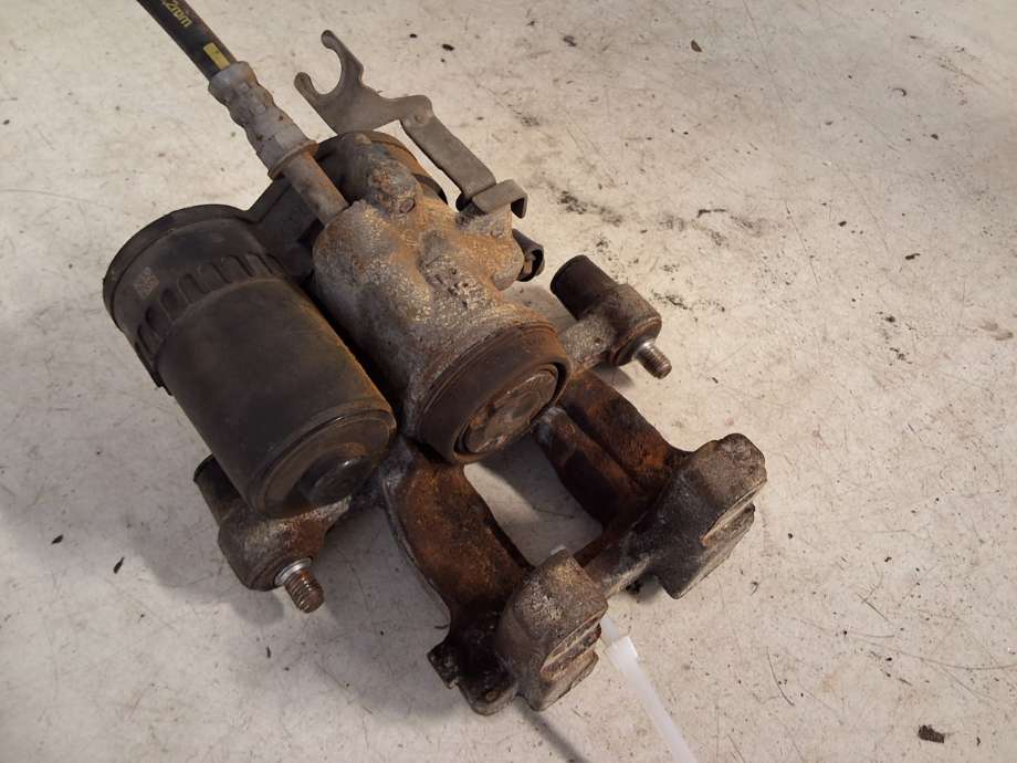 Bremsecaliper høyre bak til BMW i3 2013-2022 (BMW|34 20 6 883 025|)