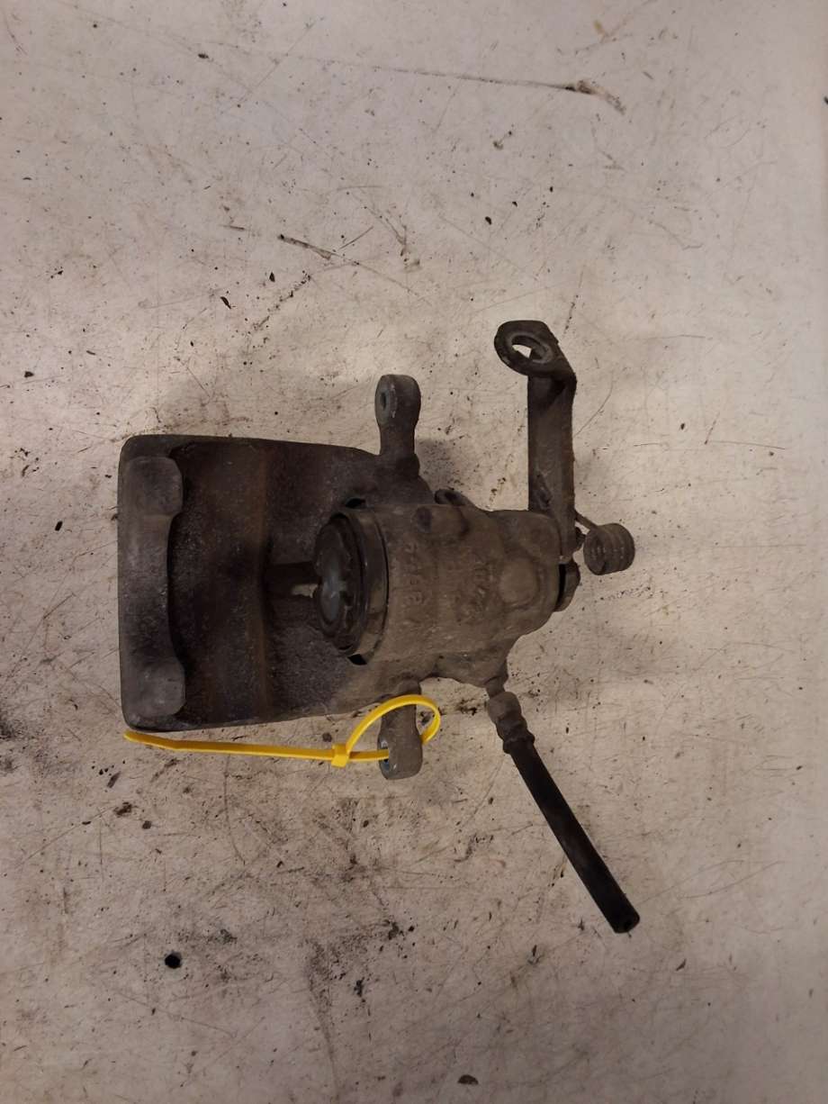 Bremsecaliper venstre bak til Toyota Proace 2016-->> (Type II) (TOYOTA|SU001A6146||32054834PMX)