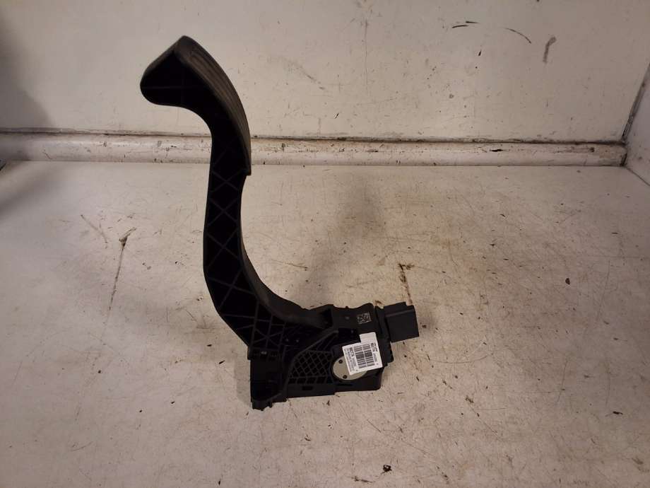 Pedal gass til Toyota Proace 2016-->> (Type II)  (TOYOTA|SU001B3036|)