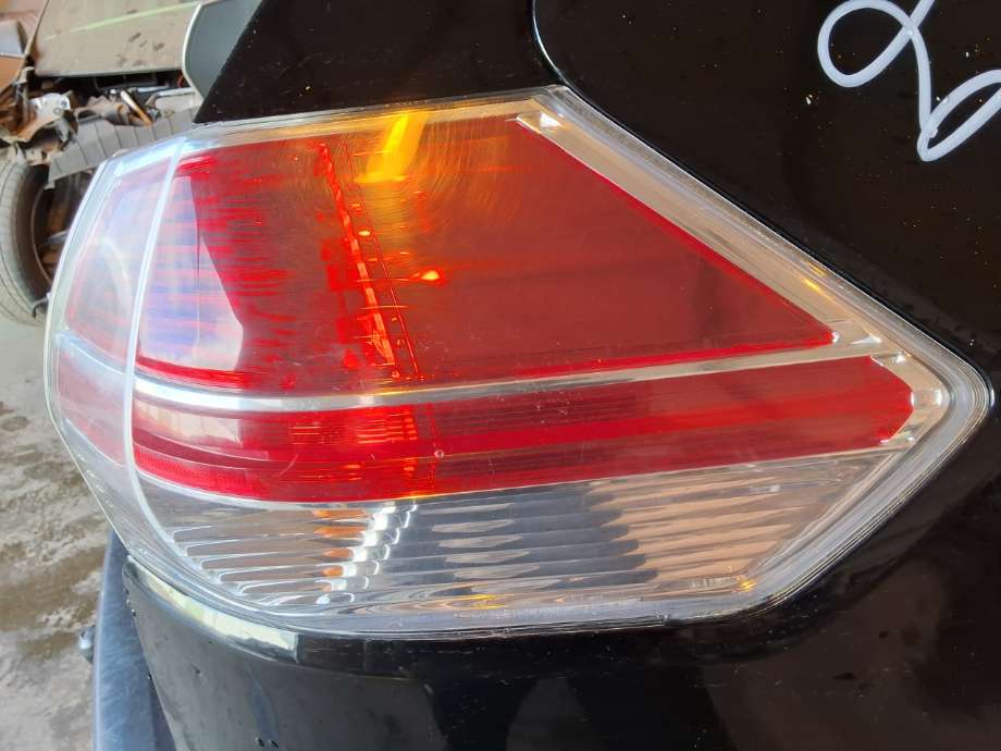Baklykt høyre til Nissan X-Trail 2014-2022 (T32) (T32) (NISSAN|)