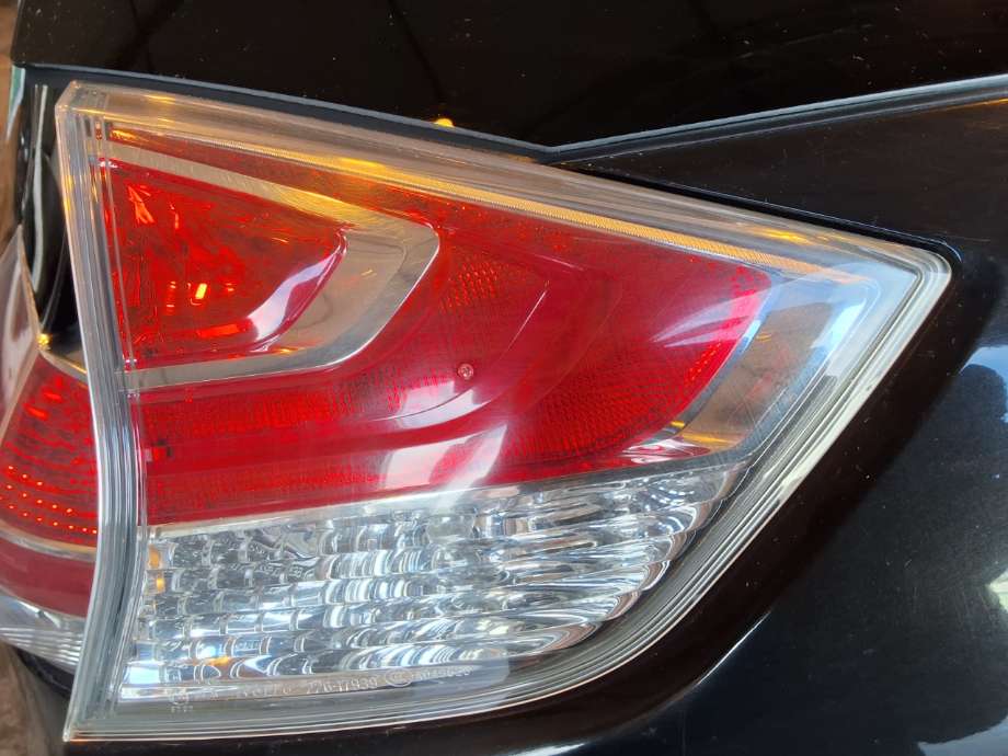 Baklykt venstre indre til Nissan X-Trail, 2014-2022 (T32) (T32) (NISSAN|)