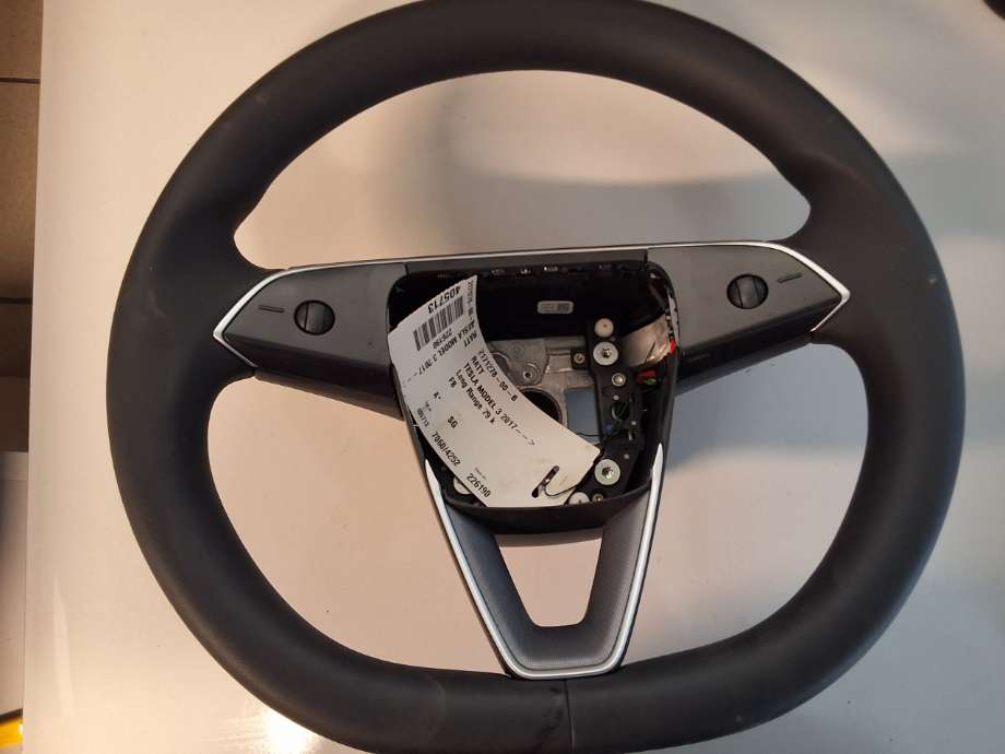 Ratt til Tesla Model 3, 2018-2023 (Fase 1)  (TESLA|2171278-00-B)