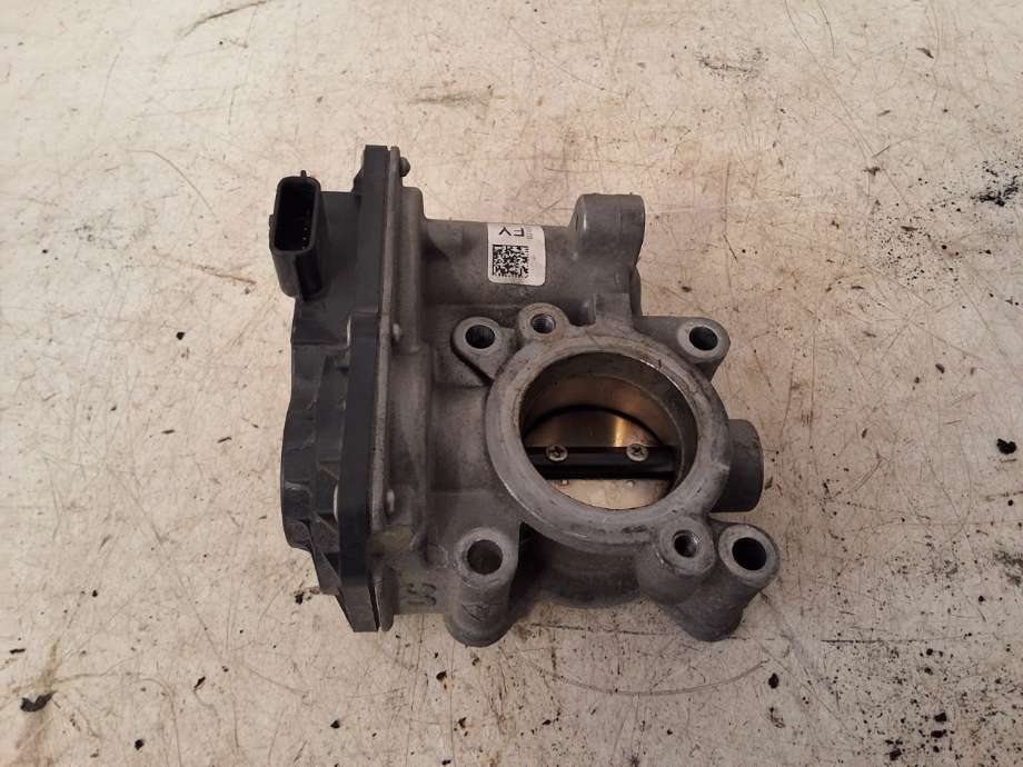 Spjeldhus til Nissan Qashqai 2014-2021 (Type II) (NISSAN|1612000Q0C|)