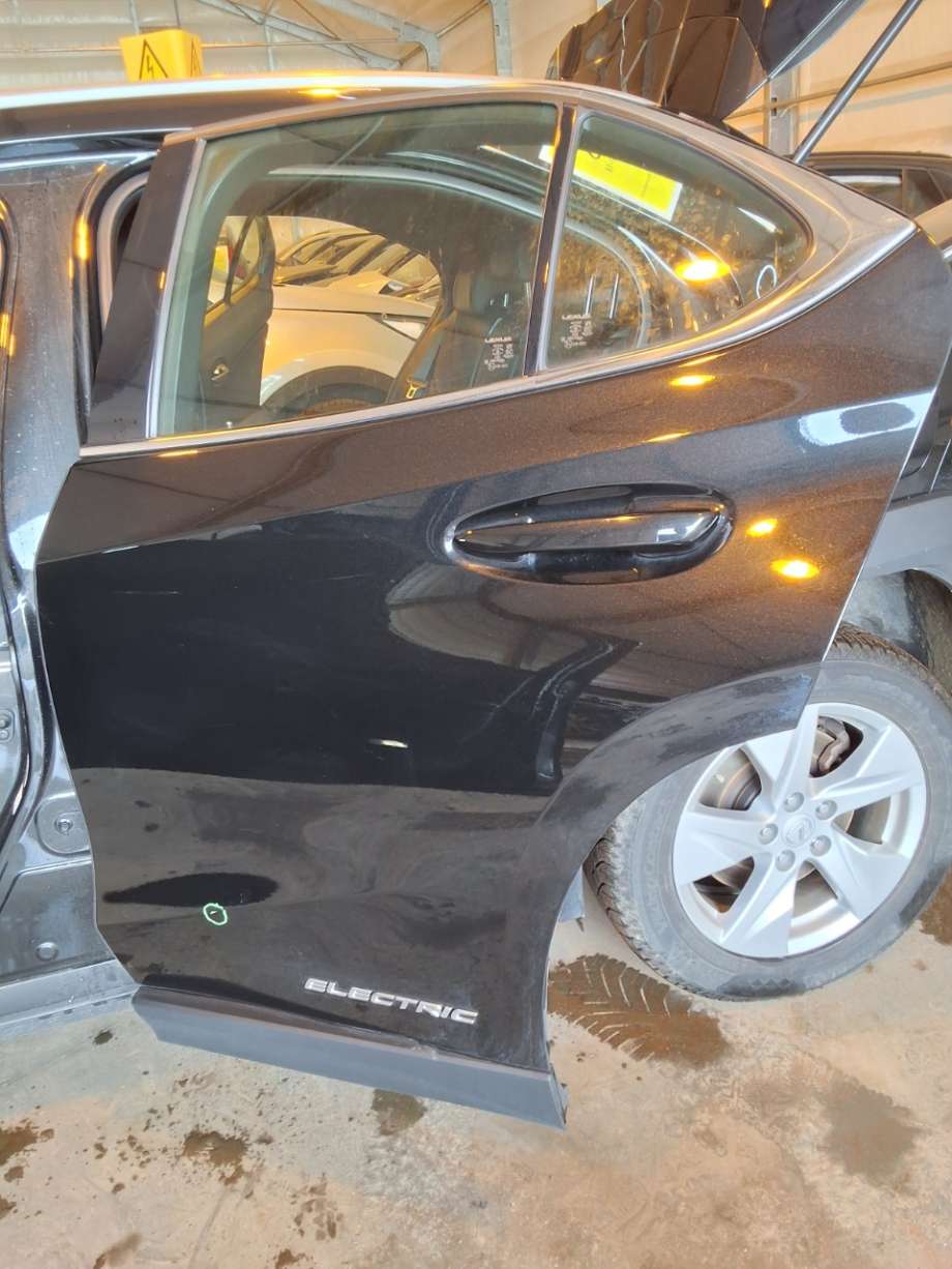 Dør venstre bak til Lexus UX, 2018-->> (LEXUS|)