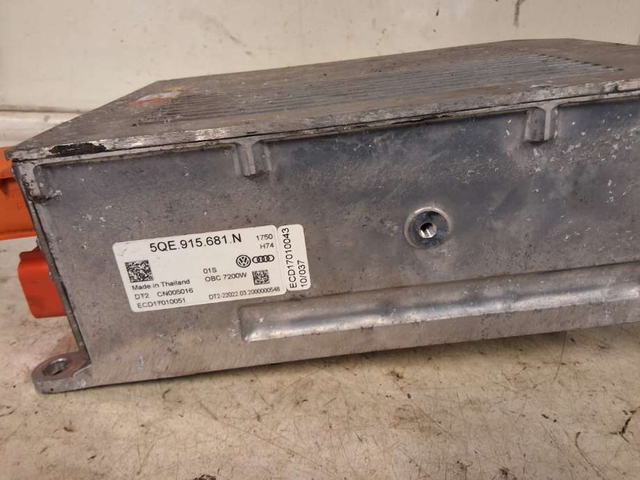 Converter til VW e-Golf 2017-2020 (Fase 2)  (VOLKSWAGEN|5QE 915 681 N|)