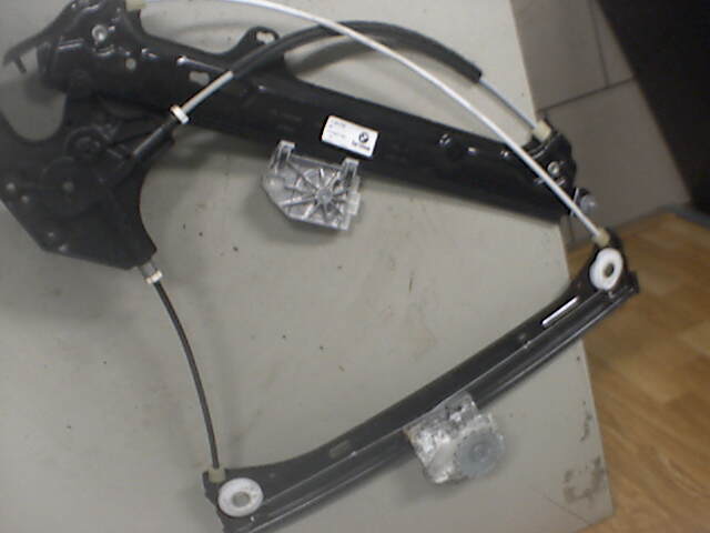 Ruteheis til BMW i3 2013-2022 (BMW|51 33 7 352 875|)