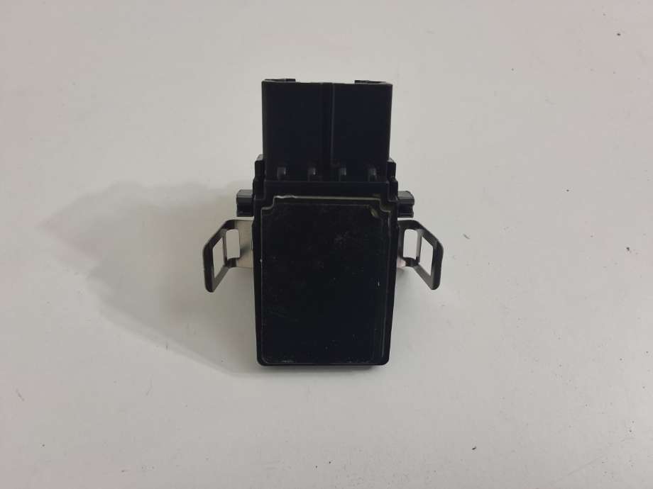 Sensor diverse til Ford F-150 Raptor 2021-->> (P702) (P702) (FORD (US)|ML3H-19E907-AB|)